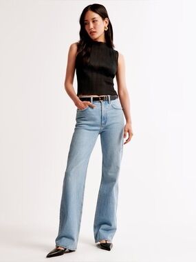ABERCROMBIE & FITCH The 90s Relaxed Jean High Rise Size 26 / 2 sku 9901